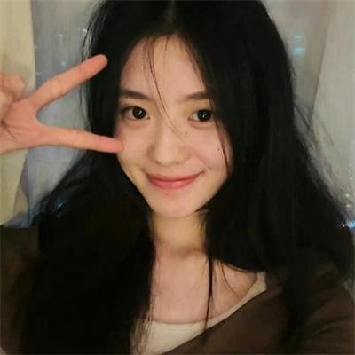 橘衫男子