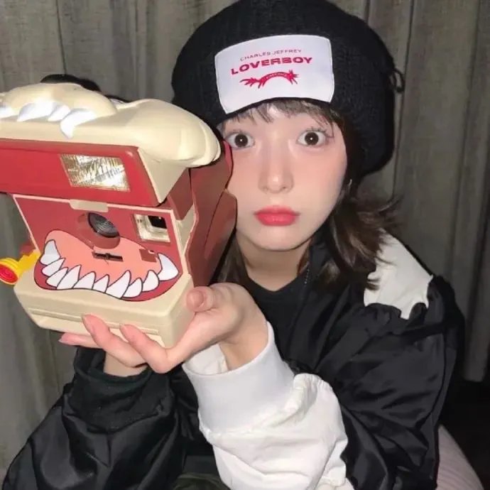 霓虹肉身